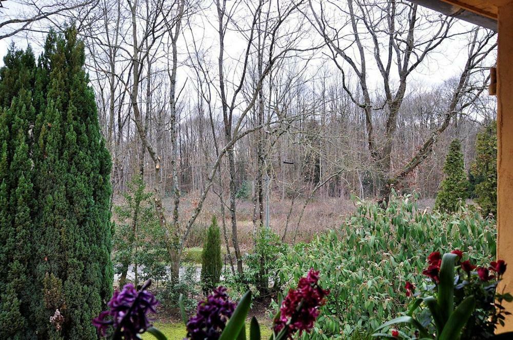 Au Jardin De Lisa Bed & Breakfast Cherreau Dış mekan fotoğraf