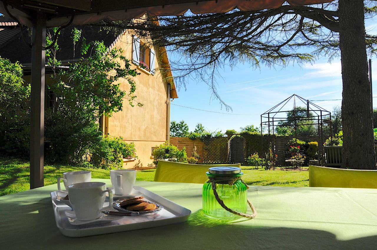 Au Jardin De Lisa Bed & Breakfast Cherreau Dış mekan fotoğraf